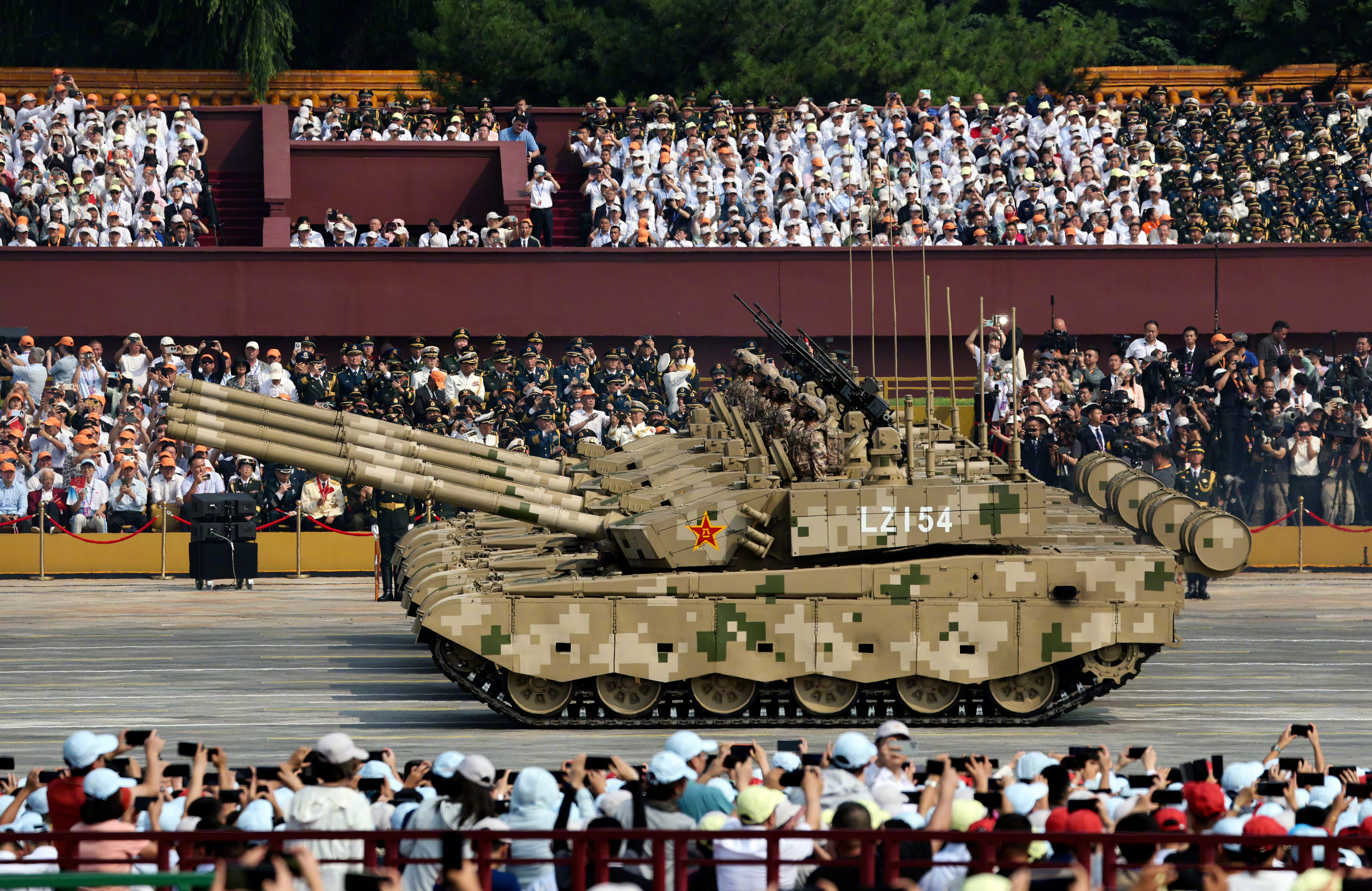 履带铿锵，科技守护：大阅兵背后的橡胶疲劳仿真分析工作者