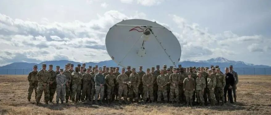 美太空军升级其“第一个进攻型武器系统”-反通信卫星系统（CCS）。