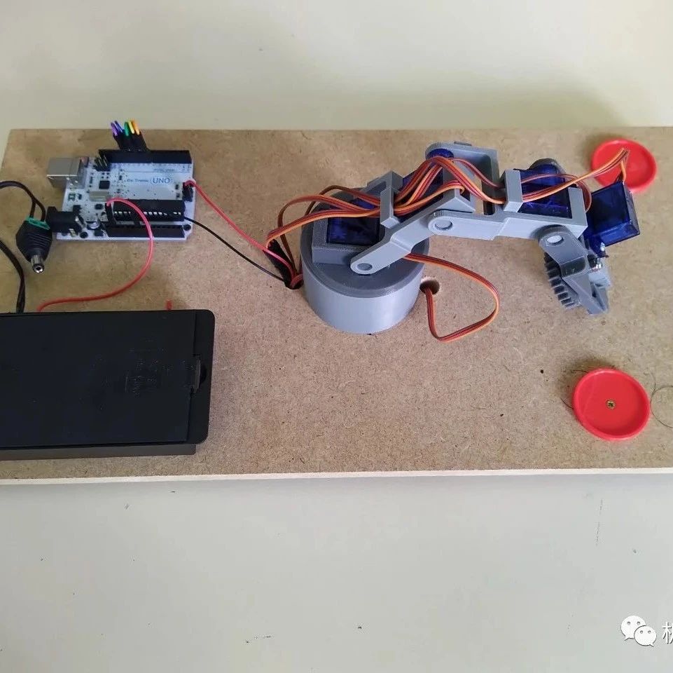 【机器人】SG90舵机机械臂结构3D图纸 Solidworks设计