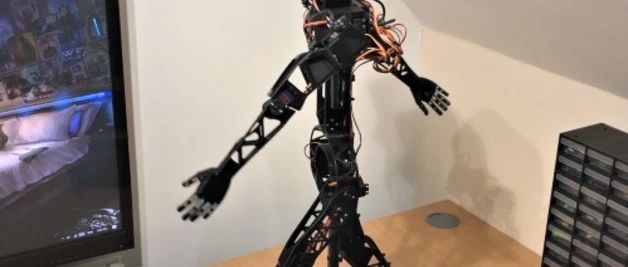 【机器人】Aster适合3D打印的人形机器人模型3D图纸 IGES STL格式