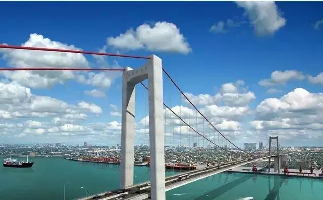 中交二公局承建非洲第一大桥