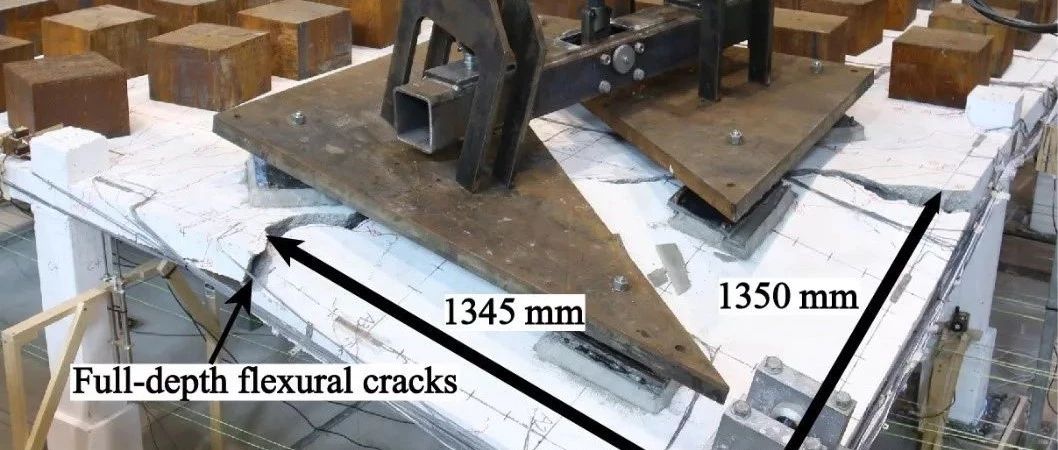 新论文：角柱失效后平板结构连续倒塌行为实验研究