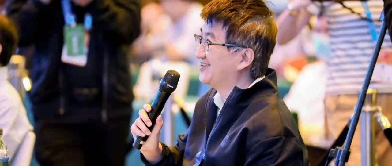 大起胆子往外走