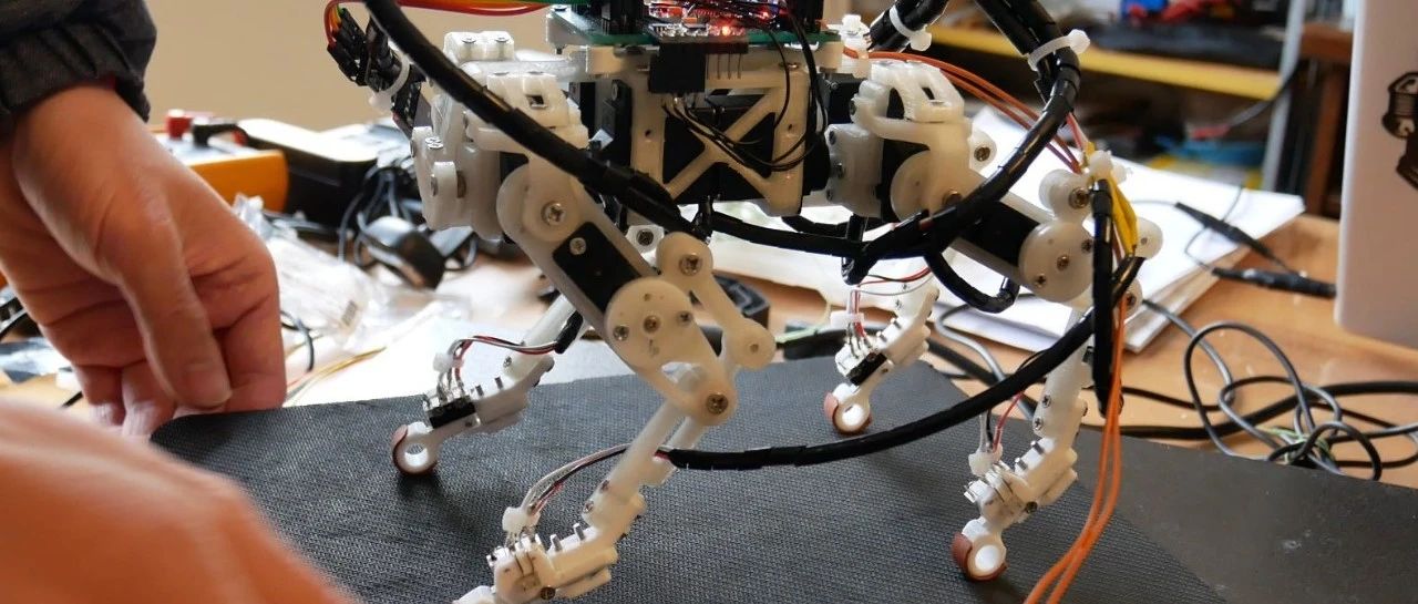 【机器人】Quadruped bai tiny 12自由度四足机器狗设计 STEP STL格式 