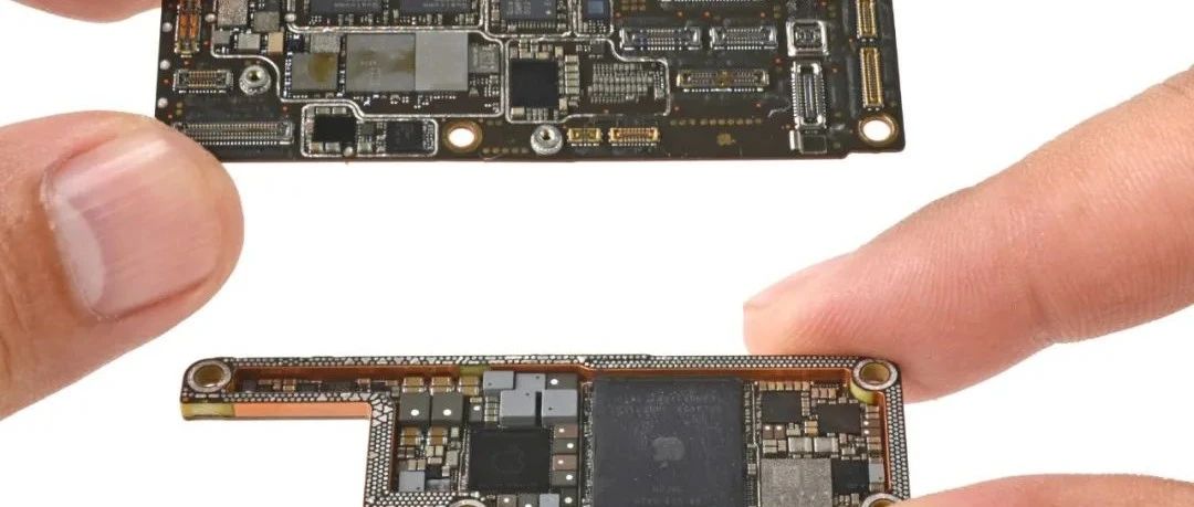 iPhone 真的把叠层PCB做到了极致！附iPhone 16 pro 电路板芯片图解