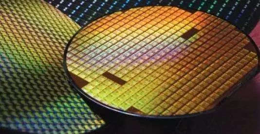 Cadence数字、签核与定制／模拟工具助力实现三星7LPP和8LPP工艺技术