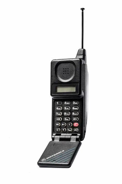 L'histoire des téléphones vintages MOTOROLA la série MicroTAC de 1989 à ...