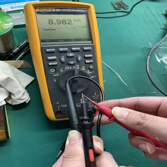 常用示波器的探头及其补偿方法