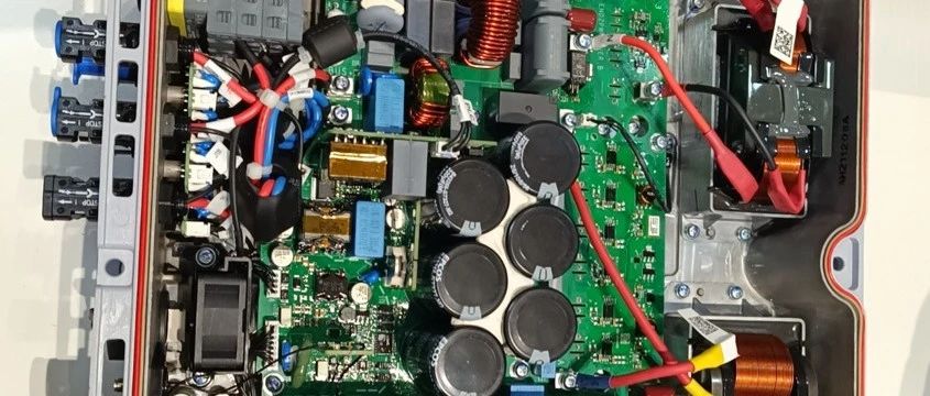 光伏发电系统电源侧直流变换器的MPPT控制