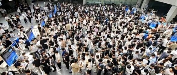 国庆阅兵震撼人心，军工央企招聘会又爆了