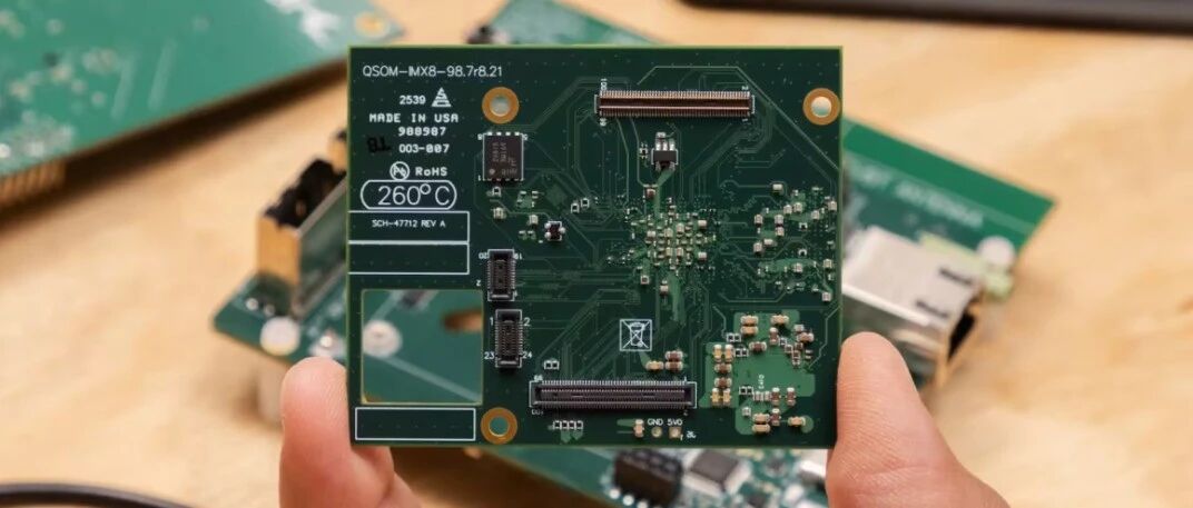 AI耗费1周时间设计的PCB linux卡片电脑，效果怎么样？