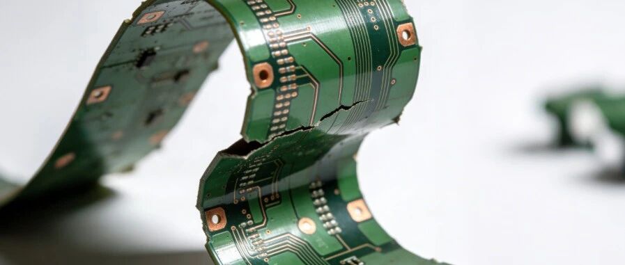 为什么PCB都是2，4，6偶数层？而不是3，5，7奇数层？