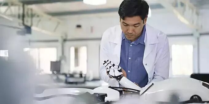 英飞凌人形机器人电机控制方案