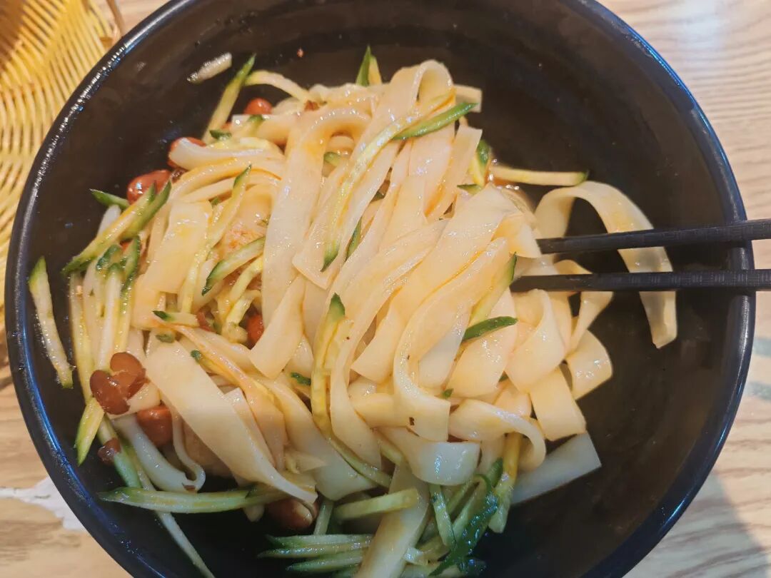 晚饭的一碗凉皮