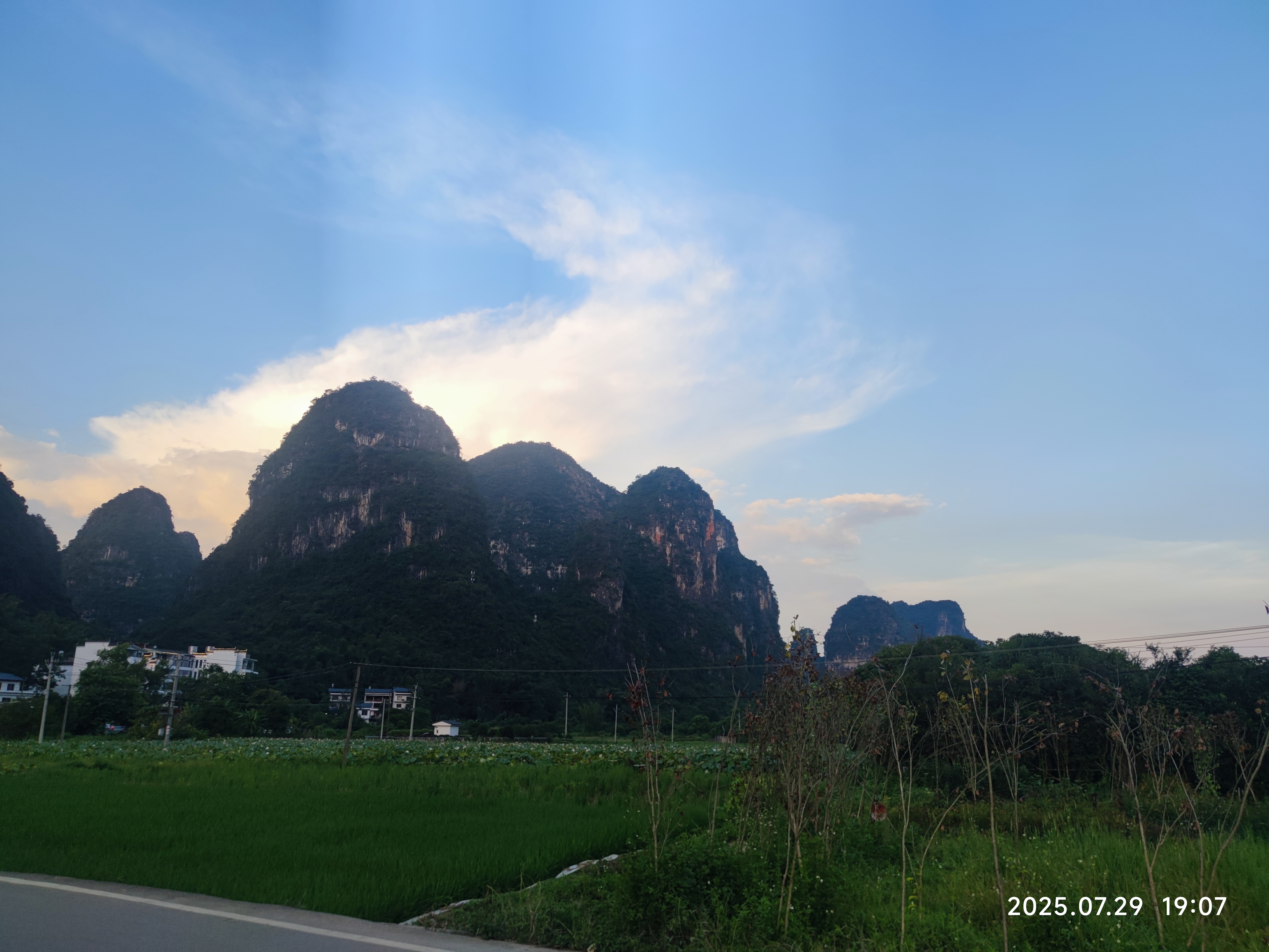 云青水在